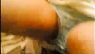 فيلم مصري كلاسيكي ميلفاية دلوعة مع عشيقها سكس مصري