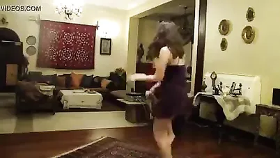 رقص بنات مصريات في بيت دعارة سكس مصري