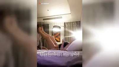 هايج يلحس باط مراته ويركبها بكل هيجان سكس مصري xxx