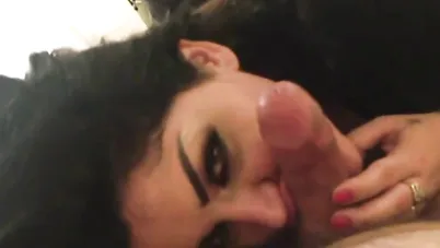 سكس شرموطة مصرية بتلحس لخليجي سكس مصري xnxx