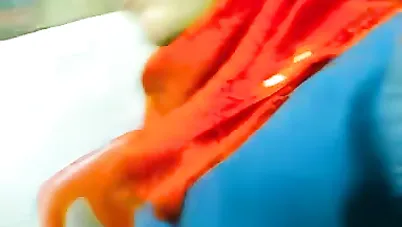 لبوة محجبة تتناك من المدير سكس مصري