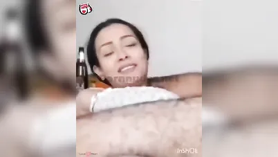 بنت تاخده خلفي لأول مرة وتقوله احساسه غريب بس حلو سكس مصري xnxx