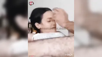 بنت تاخده خلفي لأول مرة وتقوله احساسه غريب بس حلو سكس مصري xnxx