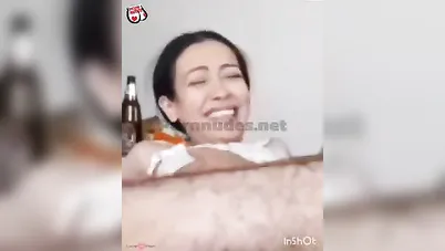 بنت تاخده خلفي لأول مرة وتقوله احساسه غريب بس حلو سكس مصري xnxx