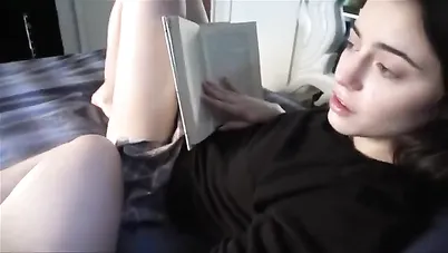 سكس مترجم مصي زبي افضل من القراءة يا اختي سكس محارم xnxx sister