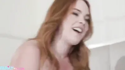 سكس مترجم - مفاجئة أمي في التجمع العائلي - سكس امهات xnxx