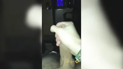 بنت فرس تمص زب صاحبها في الشغل ويجيب لبنه في بوقها سكس مصري xnxx