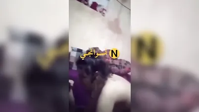 واد فاجر زانق صاحبته على السرير يفشخها ويجيبهم على وشها سكس مصري xnxx