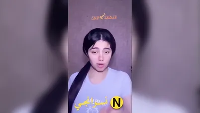 بنت تيكتوكر جميلة اوي تتصور ملط لصاحبها سكس نودز مصري