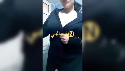فرسة محجبة بجسم فاجر تصور لحبيبها حلاوة جسمها سكس نودز مصري