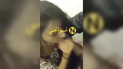 عيل هايج يخلي اخت صاحبه تمصله زبه عافية في الحمام سكس مصري xnxx