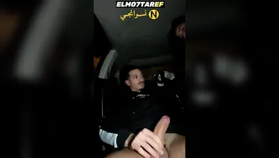 شرموطة هايجة تركب زب صاحبها في العربية الجزء الثاني سكس مصري xnxx