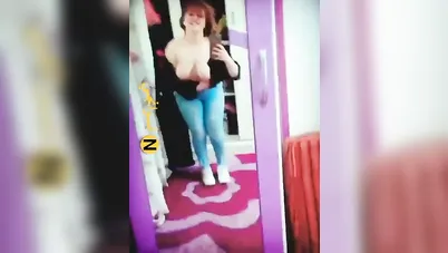 ميلف بيضة هايجة اوي تفرج بزازها الكبيرة لحبيبها سكس نودز مصري