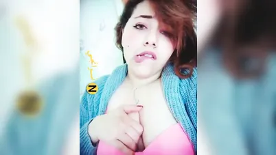 ميلف بيضة هايجة اوي تفرج بزازها الكبيرة لحبيبها سكس نودز مصري