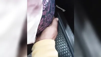 متحرش هايج يبعبص طيز ميلف كبيرة في المواصلات سكس مصري xnxx