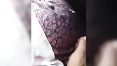 متحرش هايج يبعبص طيز ميلف كبيرة في المواصلات سكس مصري xnxx