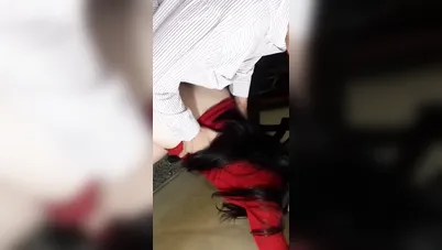 يزنق زميلته في الشغل ويفشخها في الحمام سكس مصري xnxx