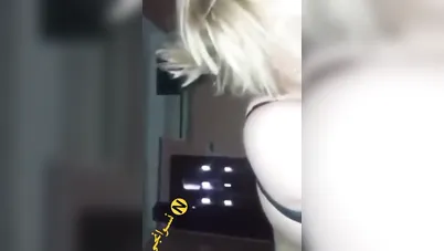 ميلف شقراء تمص الزب بهيجان وتركب عليه سكس مصري xnxx