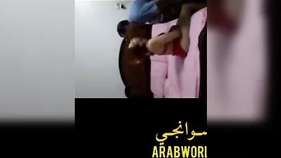 يدخل على مرات اخوه المحجبة وينيكها غصب سكس مصري xnxx