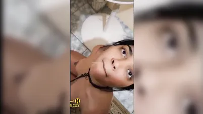 بنت خاضعة صاحبها يربطها زي الكلبة وتمص زبه وينيكها سكس مصري xnxx