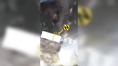 اتنين بلطجية زانقين بنت بينيكوها جوا التوك توك سكس مصري xnxx