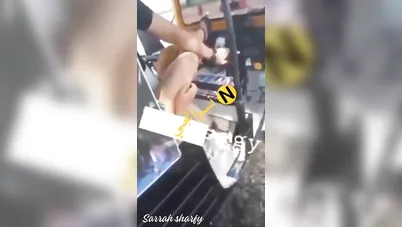 اتنين بلطجية زانقين بنت بينيكوها جوا التوك توك سكس مصري xnxx