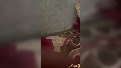 بتصور نفسها سيلفي وصاحبها بيفشخ كسها وهي مش قادرة سكس مصري xnxx