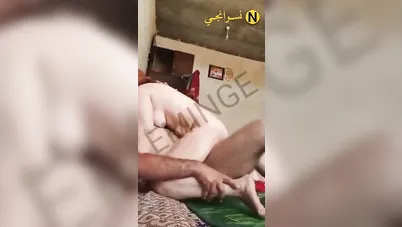 ميلفاية لبن مع عشيقها راكبة على زبره وبتمتعه سكس مصري xnxx