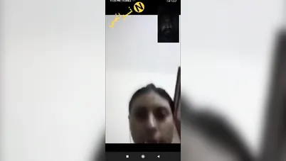 بنت هايجة تتشرمط فيديو كول مع حبيبها سكس نودز مصري