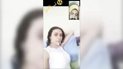 بنت هايجة تتشرمط فيديو كول مع حبيبها سكس نودز مصري