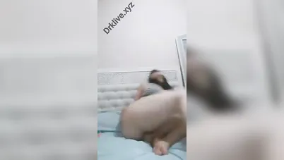 بنت جميلة تضرب سبعة ونص وتلعب في كسها لحد ما تجيبهم سكس نودز مصري