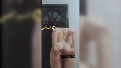 ميلف نار تصور لعشيقها وجوزها في الشغل سكس نودز مصري