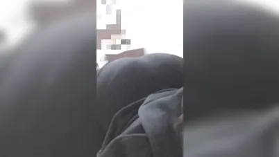 بنت هايجة اوي تفشخ كسها دعك وتصوت سكس نودز مصري