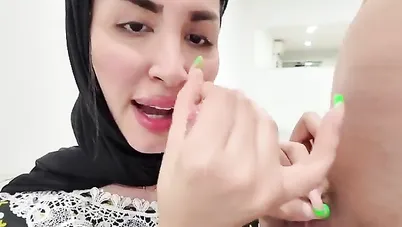 سكس عراقي - ميرا النوري تتناك عنيف من طيزها - سكس عربي