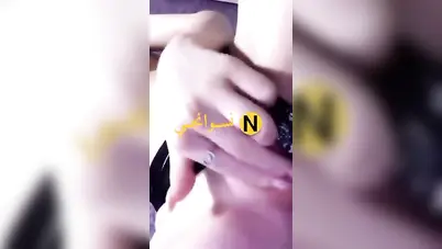 اندر ايدج بيضة هايجة اوي تدعك في كسها المبلول سكس نودز مصري