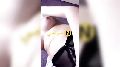 اندر ايدج بيضة هايجة اوي تدعك في كسها المبلول سكس نودز مصري