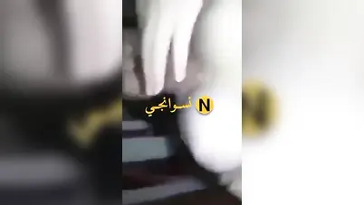 شرموطة هايجة اوي تقلع وتلعب في بزازها وكسها سكس نودز مصري