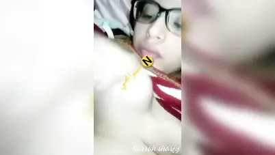 بنت مربربة هايجة نيك تلعب في بزازها وتصور لحبيبها سكس نودز مصري