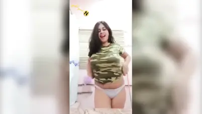 بنت فرسة جسمها كرباج اتفرج على الحلاوة والجمال سكس نودز مصري