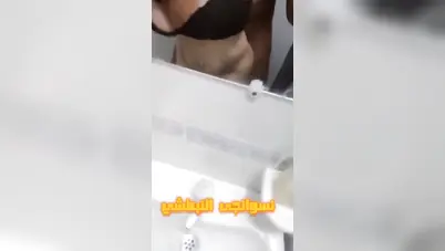 لبوة هايجة صاحبها يزنقها في الحمام ويرزع في كسها سكس مصري xnxx