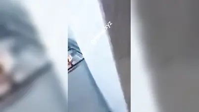 شاب زانق مزة هايجة يفشخها نيك وصاحبه يصور سكس مصري