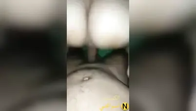 لبوة هايجة تتنطط على زب جوزها وتتشرمط سكس مصري