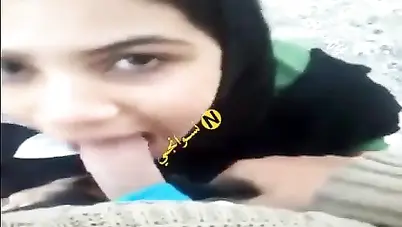 اندر ايدج محجبة تمص لصاحبها في الشارع سكس مصري