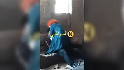 زانق بنت خالته المحجبة في بيت مهجور ويركبها على زبره سكس مصري xnxx