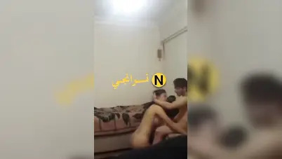 ولد فاجر يجيب صاحبته الشقة ويفشخها نيك سكس مصري