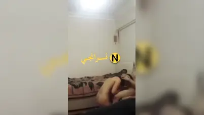 ولد فاجر يجيب صاحبته الشقة ويفشخها نيك سكس مصري