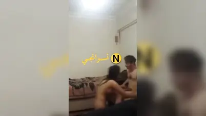 ولد فاجر يجيب صاحبته الشقة ويفشخها نيك سكس مصري