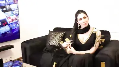 نيك ميرا النوري الخدامة القحبة سكس عربي