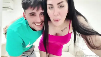 حبيبي ممحون مرة على طيزي سكس ميرا النوري