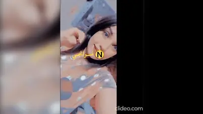 لبوة محجبة تقلع ملط وتفرج صاحبها على جسمها الملبن سكس نودز مصري